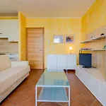 Azzurro Apartament *