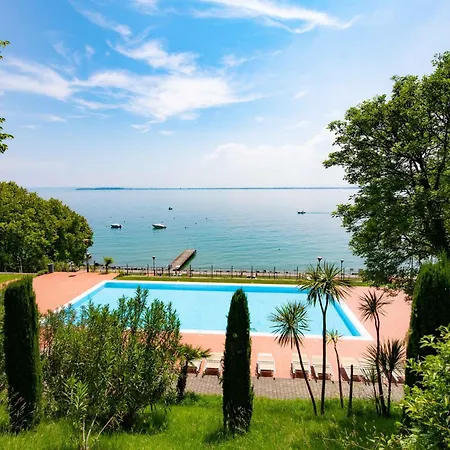 Azzurro Padenghe sul Garda